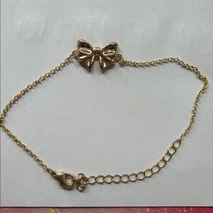 Gold Bow Chain Bracelet